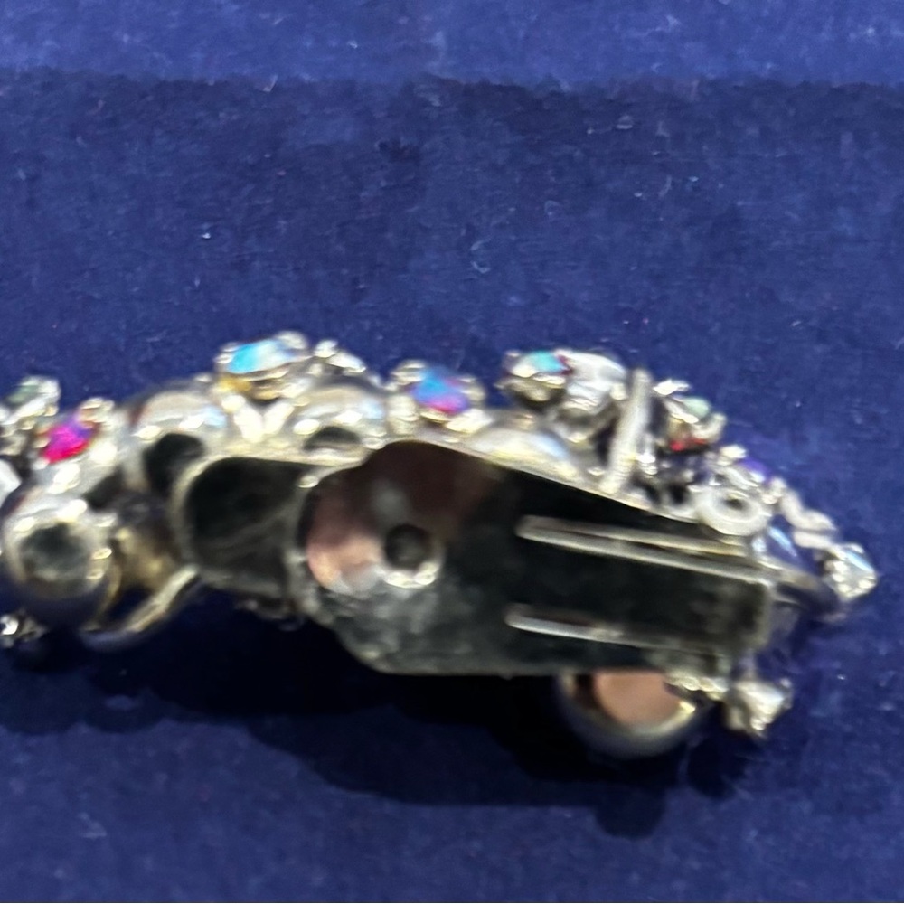 Aurora Borealis Rhinestone Clip - Picture 5 of 6